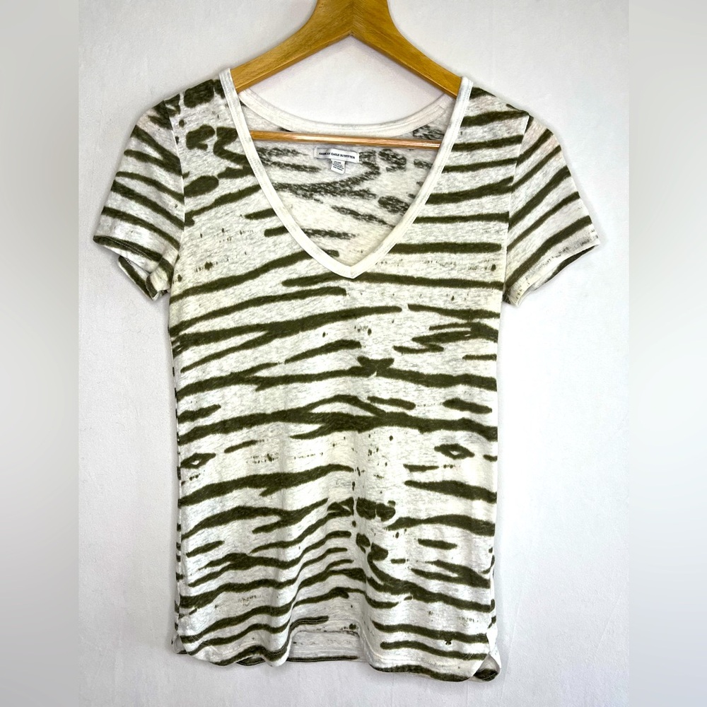 American Eagle Women's Green White Zebra Stripe Y2K baby Doll Top Tee Medium